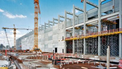 TOYA S.A. invests in a modern logistics center: conclusion of a significant real estate purchase agreement.